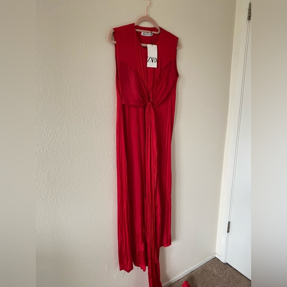 NWT! Zara Satin Effect Wrap Dress in Red - Size Medium - Picture 5 of 7
